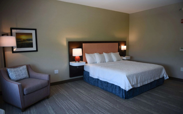 Hampton Inn & Suites Lenoir
