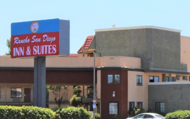 Rancho San Diego Inn & Suites