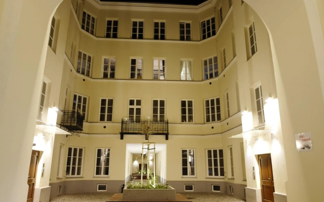Apartment In the Heart of Warsaw
