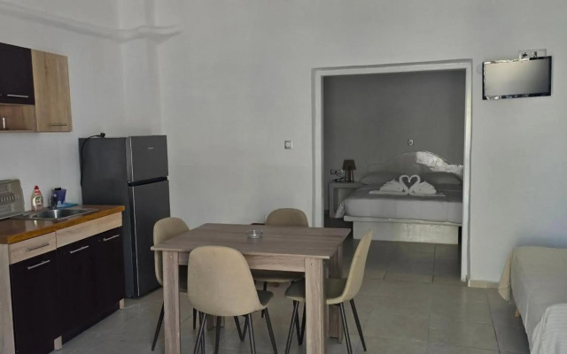 Hotel Thirasia