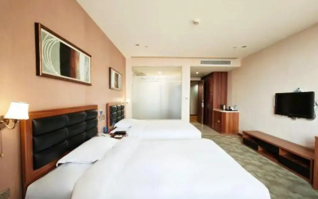 Dayi Yiho Hotel
