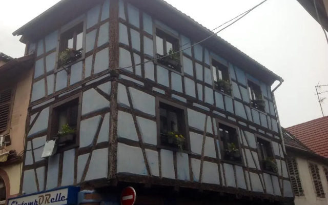 Maison Bleue