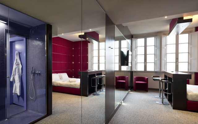 Отель Unahotels Vittoria Firenze