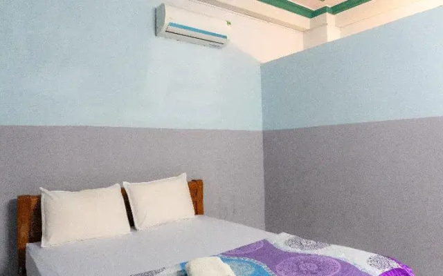 Viet Hung Hotel by ZUZU
