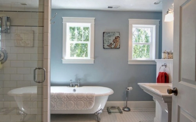 Huckleberry Hill Bed and Breakfast
