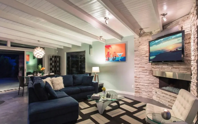 Mesa Mid Century