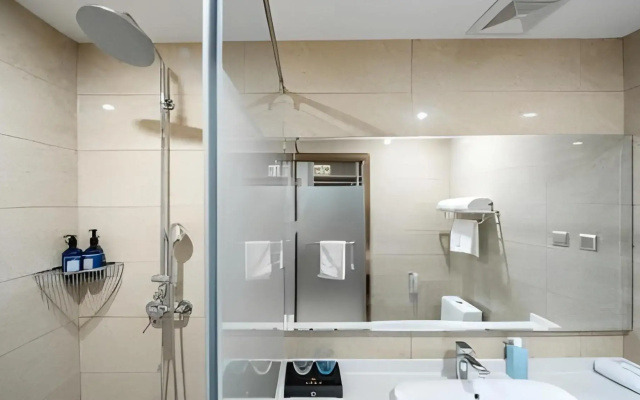 Starway Hotel (Chifeng Wanda Plaza)