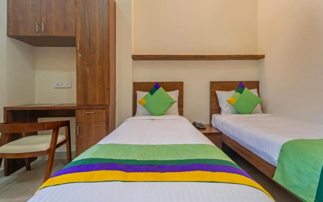 Itsy Hotels Avani Stays, Vyttila, Kochi