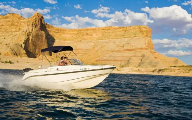 Wahweap Marina