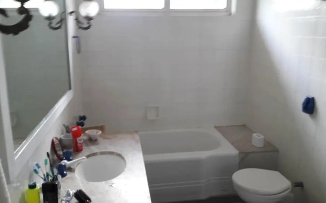 Cozy Suite With Nice Bath