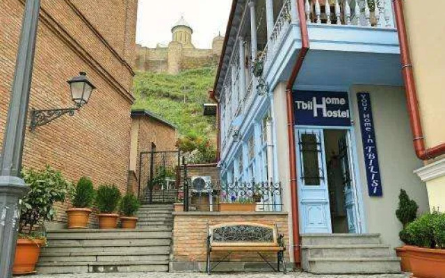 TbilHome hostel