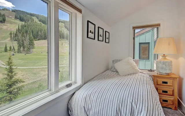 Newly Remodeled Ski-In Ski-Out Right By The Lift - FP304 by RedAwning