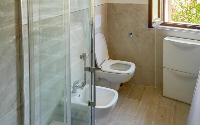 Amazing Home in Golfo Aranci With 2 Bedrooms