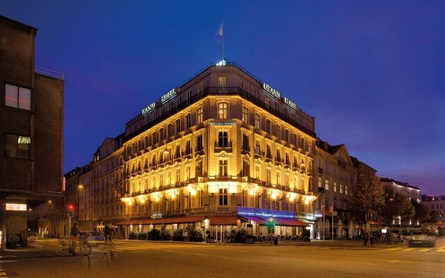 Отель Grand Hotel Дания, Копенгаген - 2 отзыва об отеле, цены и фото номеров - забронировать отель Grand Hotel онлайн вид на фасад
