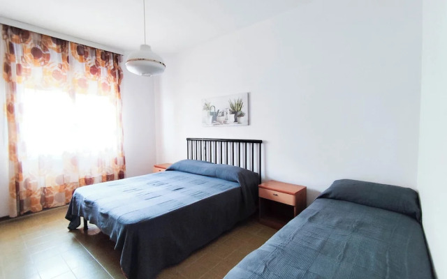 Apartment With Balcony on the Seafront