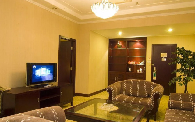 Central International Hotel