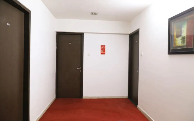 Streeshahi Service Apartment by OYO Rooms