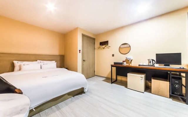 Guri C Boutique Hotel