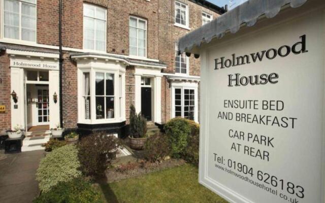 Отель Holmwood House Йорк вид на фасад