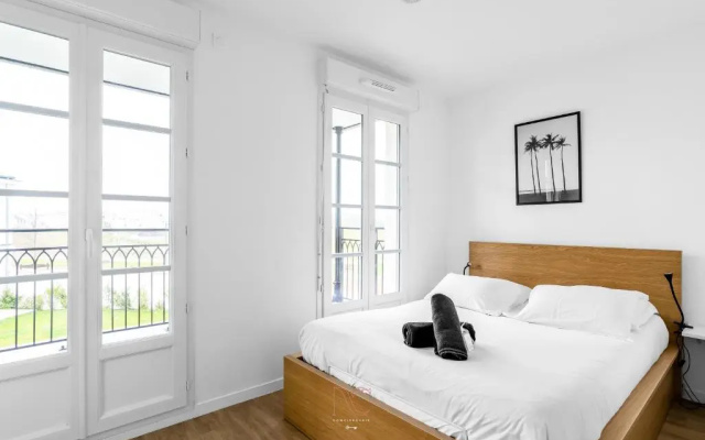 Disneyland-Paris 8pers,Parking, NETFLIX, Wifi