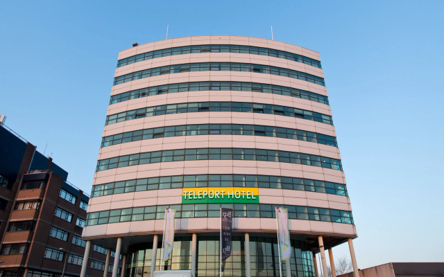 The Hague Teleport Hotel - Free Parking