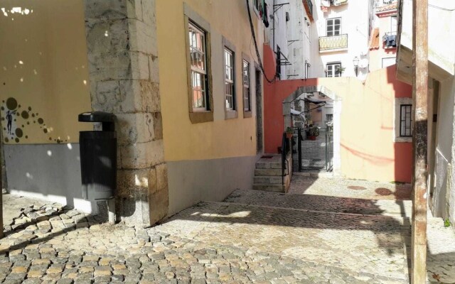 Отель The Alfama - Casas Maravilha Lisboa вид на фасад