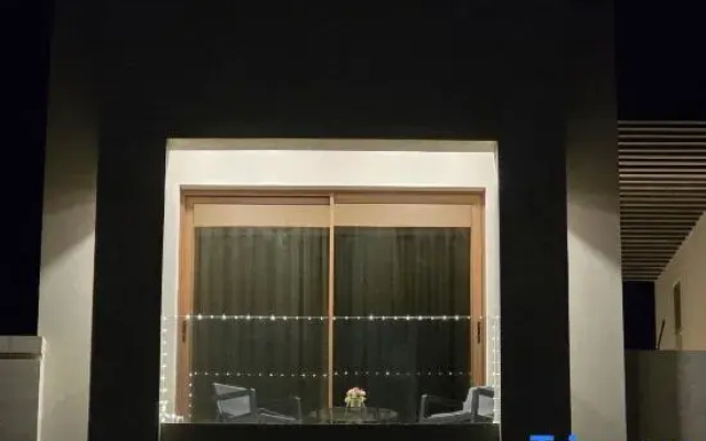 Rotana Hawana Luxurious Apartment RV06-101