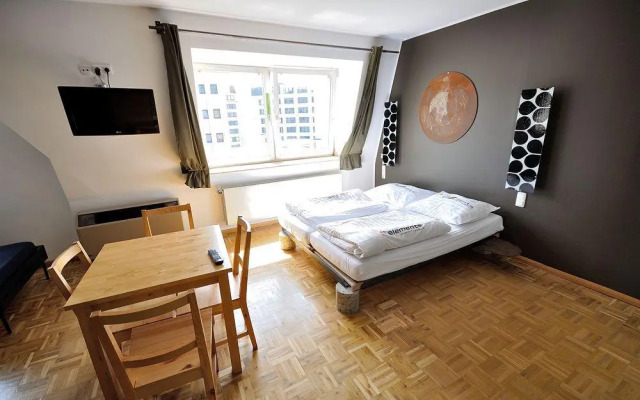 Five Elements Hostel