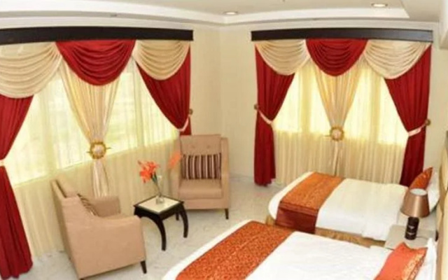 Radmah Suites Fanater