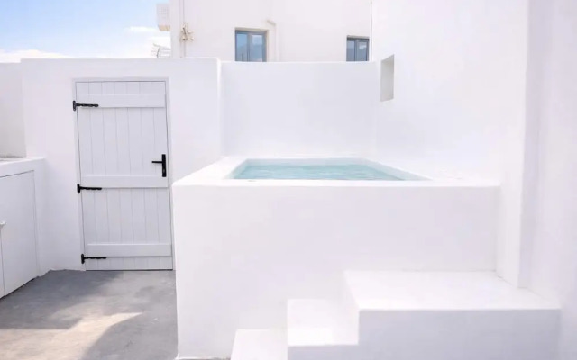 Iliana s Getaway - Private Villa With Jacuzzi