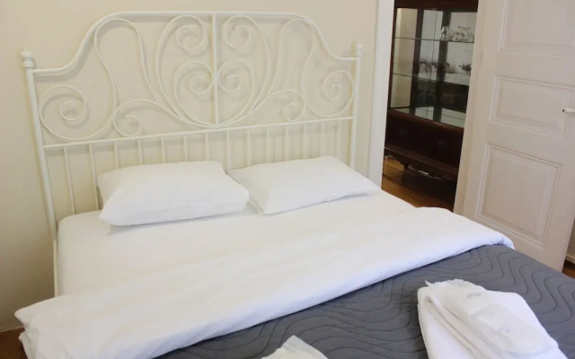 Büyükada Apart Hotel - Yeni Apart