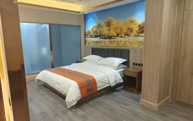Korla Fancheng Hotel