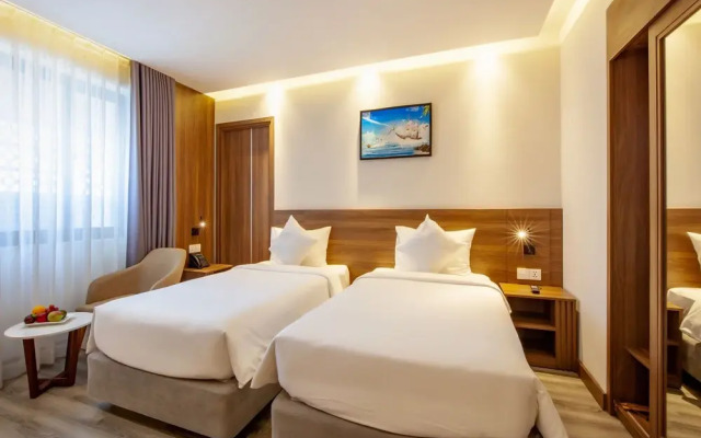 Merlot Hotel