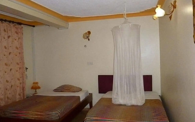 Askay Hotel Suites