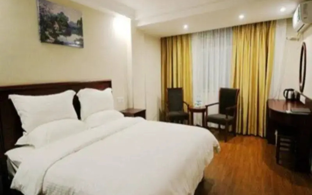 Green Tree Inn Changsha West Bus Station Business Hotel