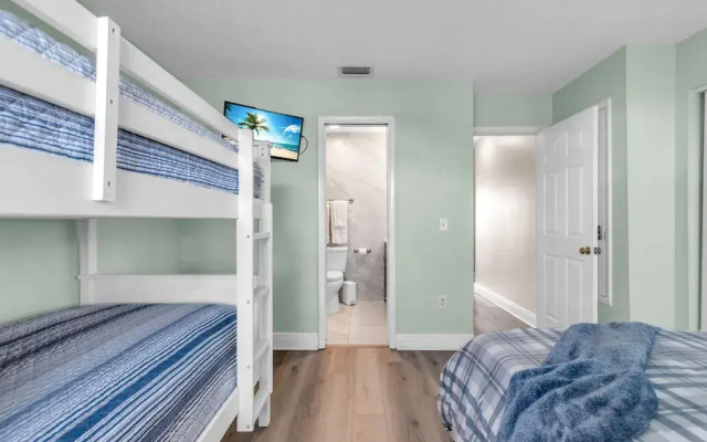 Bayview Beach Condo