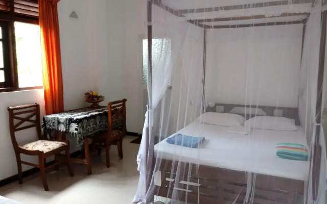 Unawatuna Backpacker Lodge