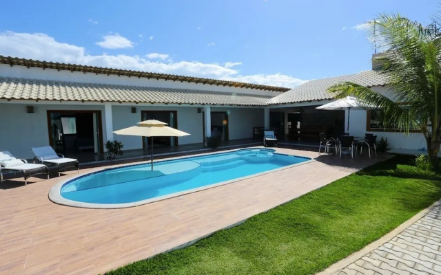 Casa Espetacular c piscina 80m da PRAIA