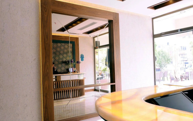 Artur Hotel