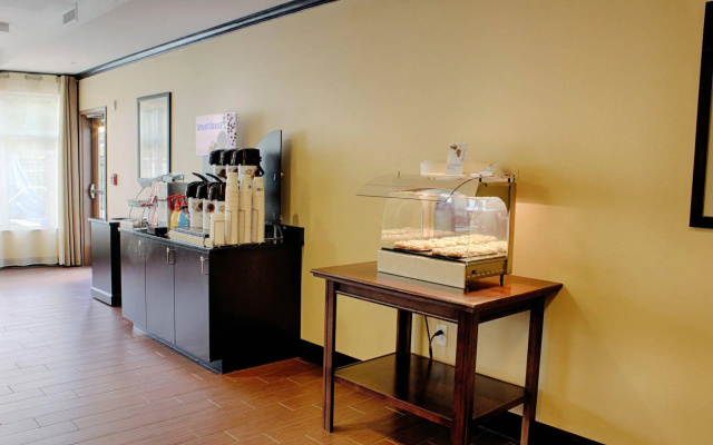 Holiday Inn Express & Suites Lebanon by IHG