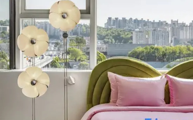 Sky Suite Hangang Bridge