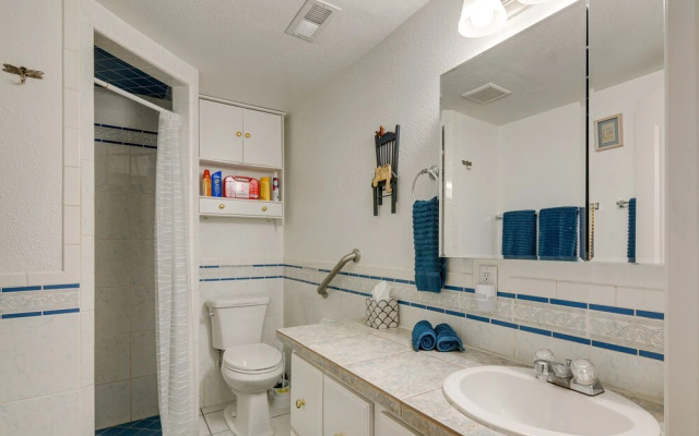 Pet-friendly Kanab Getaway w/ Patio & Grill!