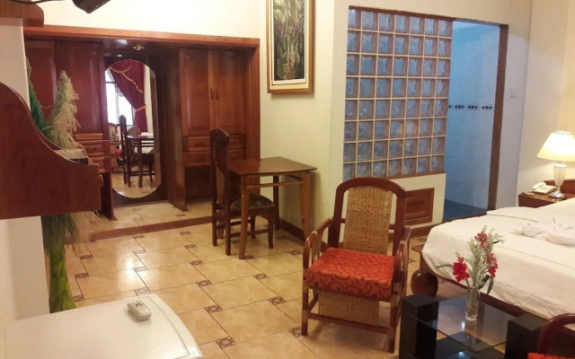Amazon Green Hotel