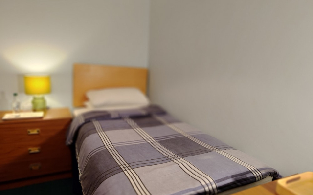 Windsor Local Hotel