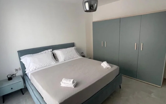 Gheloi Apartments