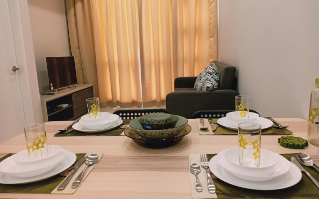 The Robertson by Matahari Suites
