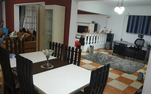 El-Madina El-Monawawwara Street off Gamal Abdel El-Nasir Rd. Asafra,