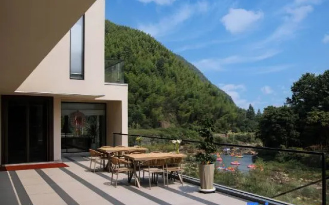 Anji Muyin Yixia Homestay (Zhebei Summit Canyon Rafting)