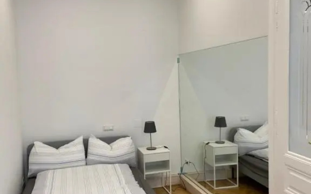 100m2 Apartment Nähe 1010 Wien