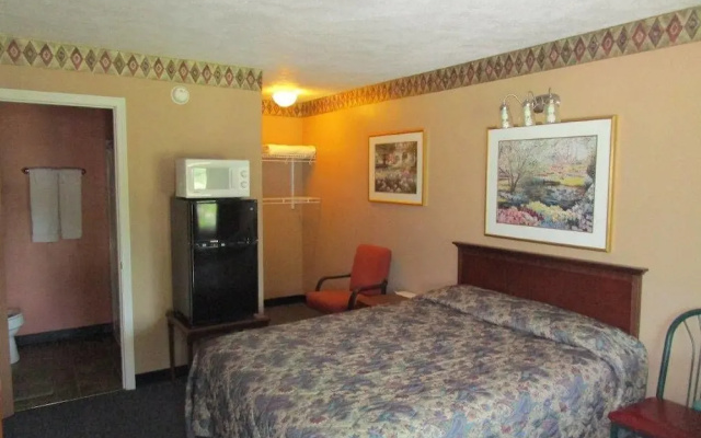 K-River Motel & Campground